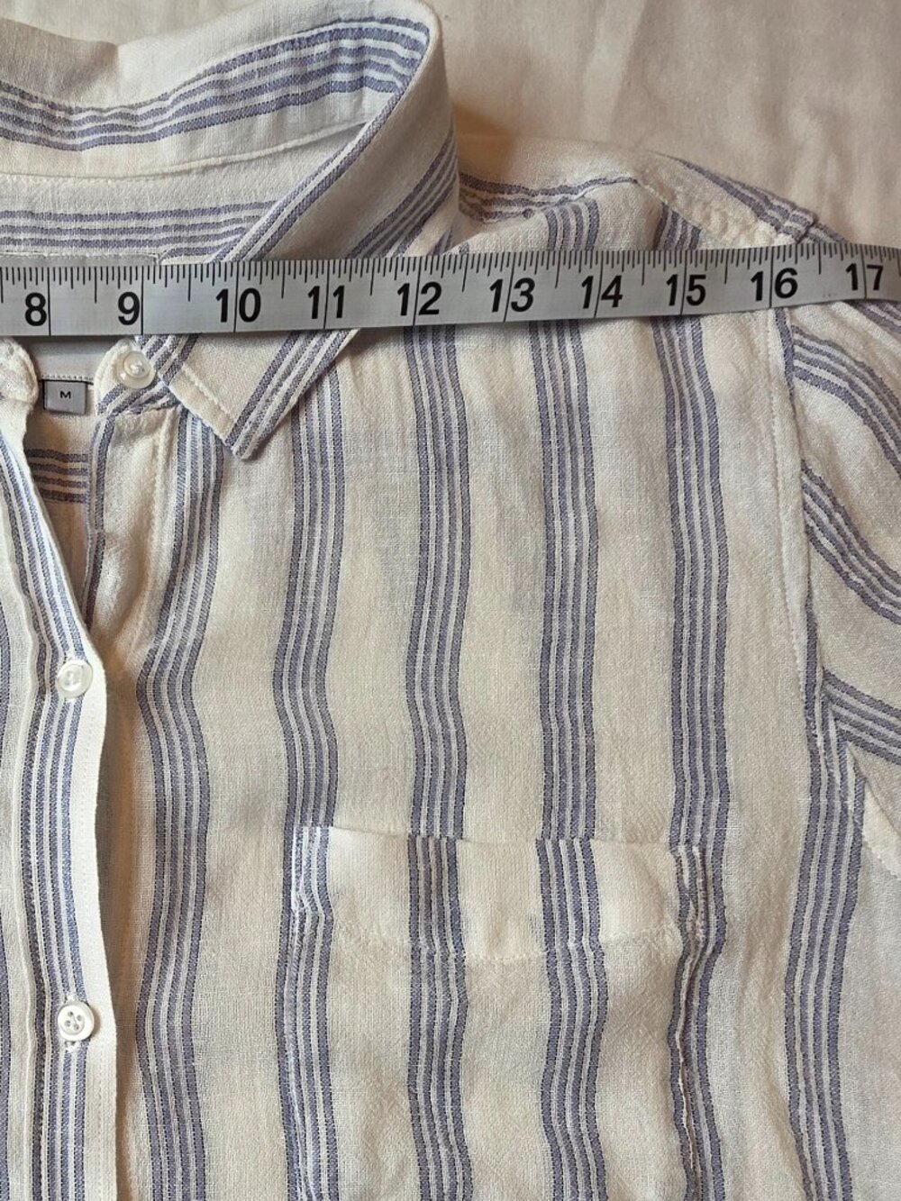 Rails Long Sleeve Women's Shirt, Size Medium - Picture 3 of 8
